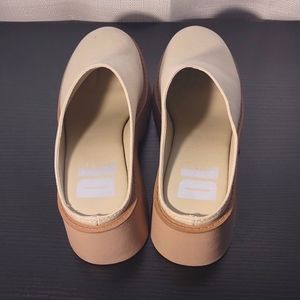 Dirty Laundry Women's R-Test Clog